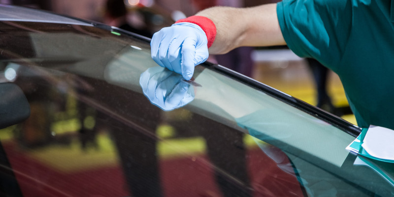 Mobile Auto Glass Repair in Holly Springs, North Carolina